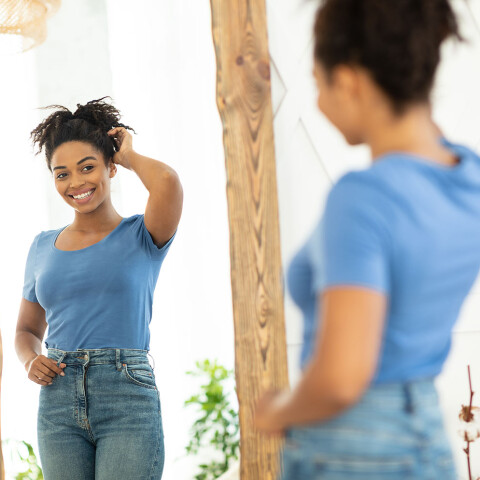 Arm Lift Female Tile